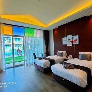 Twin Room Pool View